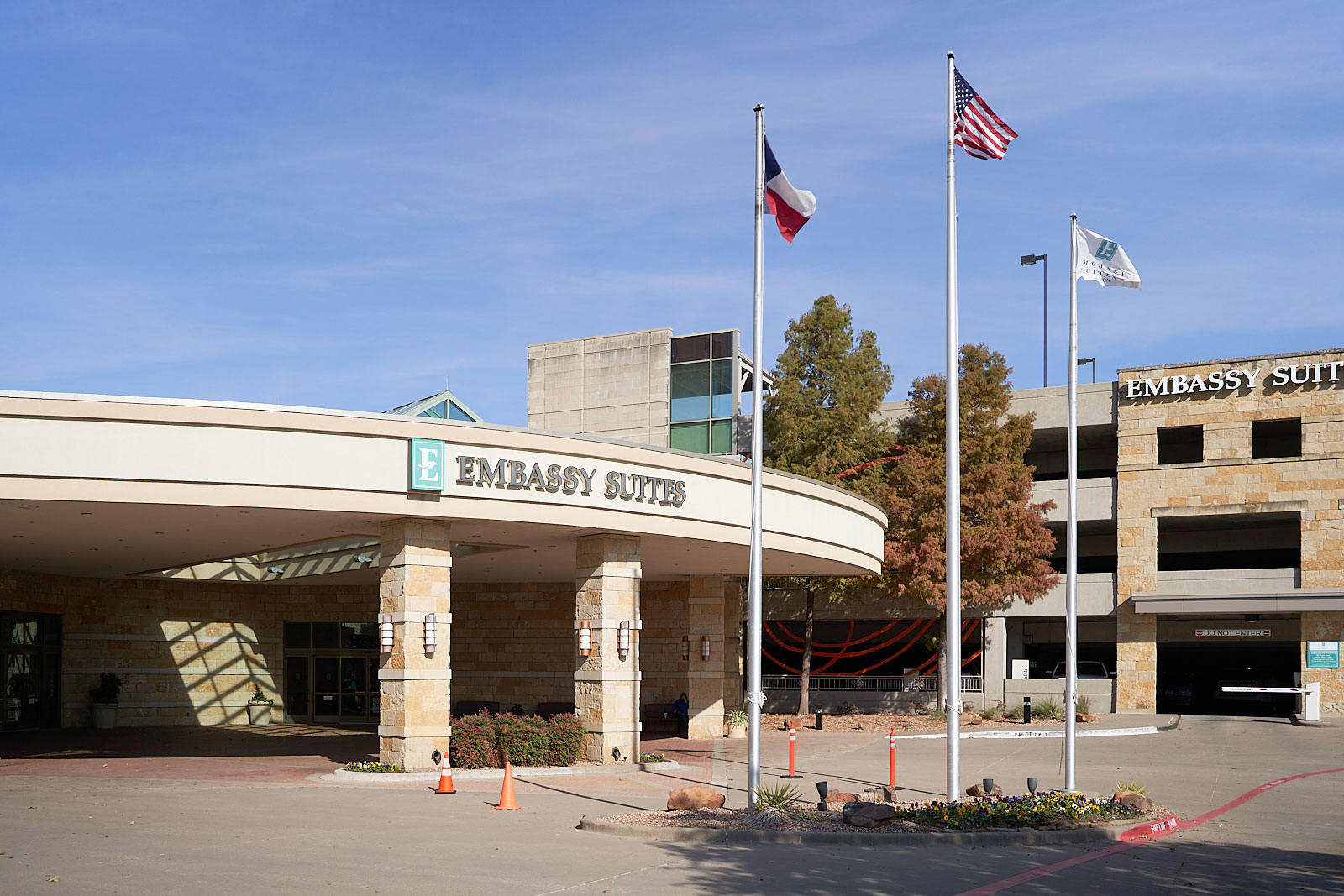 embassy suites hotel_TX embassy-suites-hotel